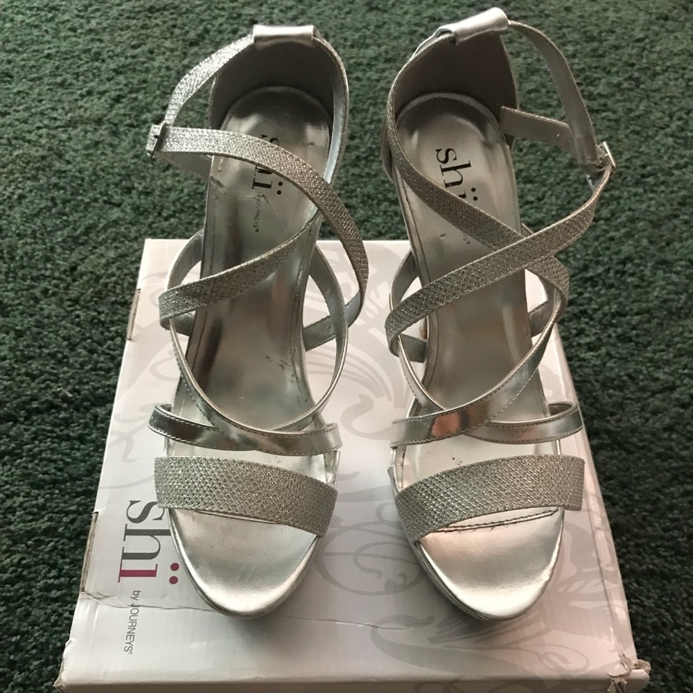 SHI strapping dress heel